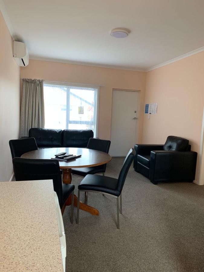 Kingswood Motel Waimate Esterno foto