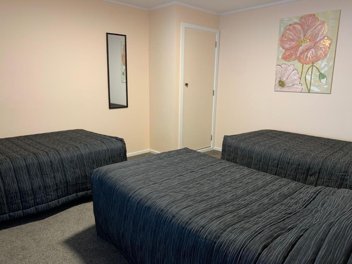 Kingswood Motel Waimate Esterno foto