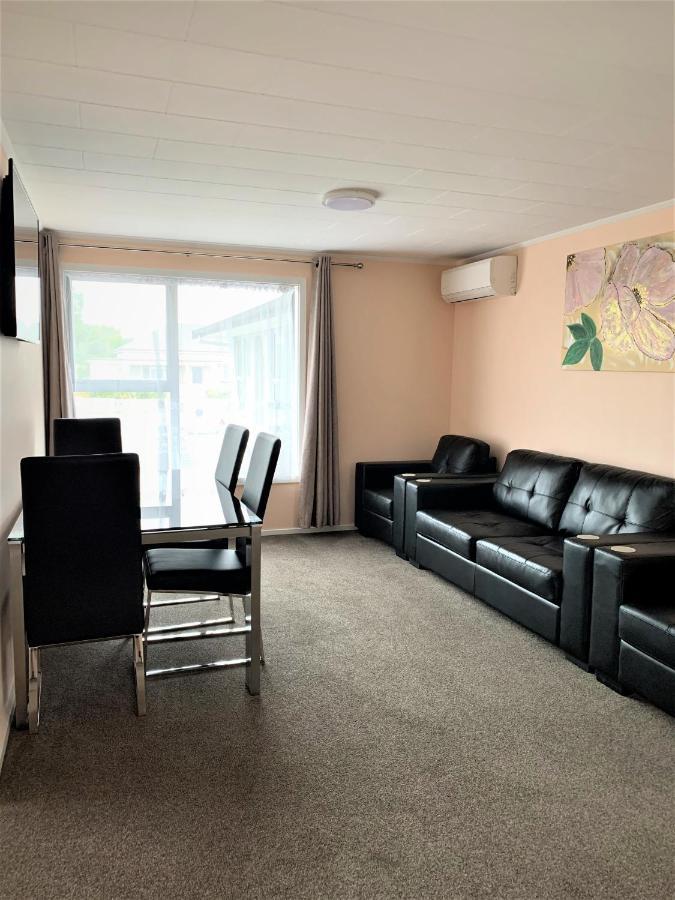 Kingswood Motel Waimate Esterno foto