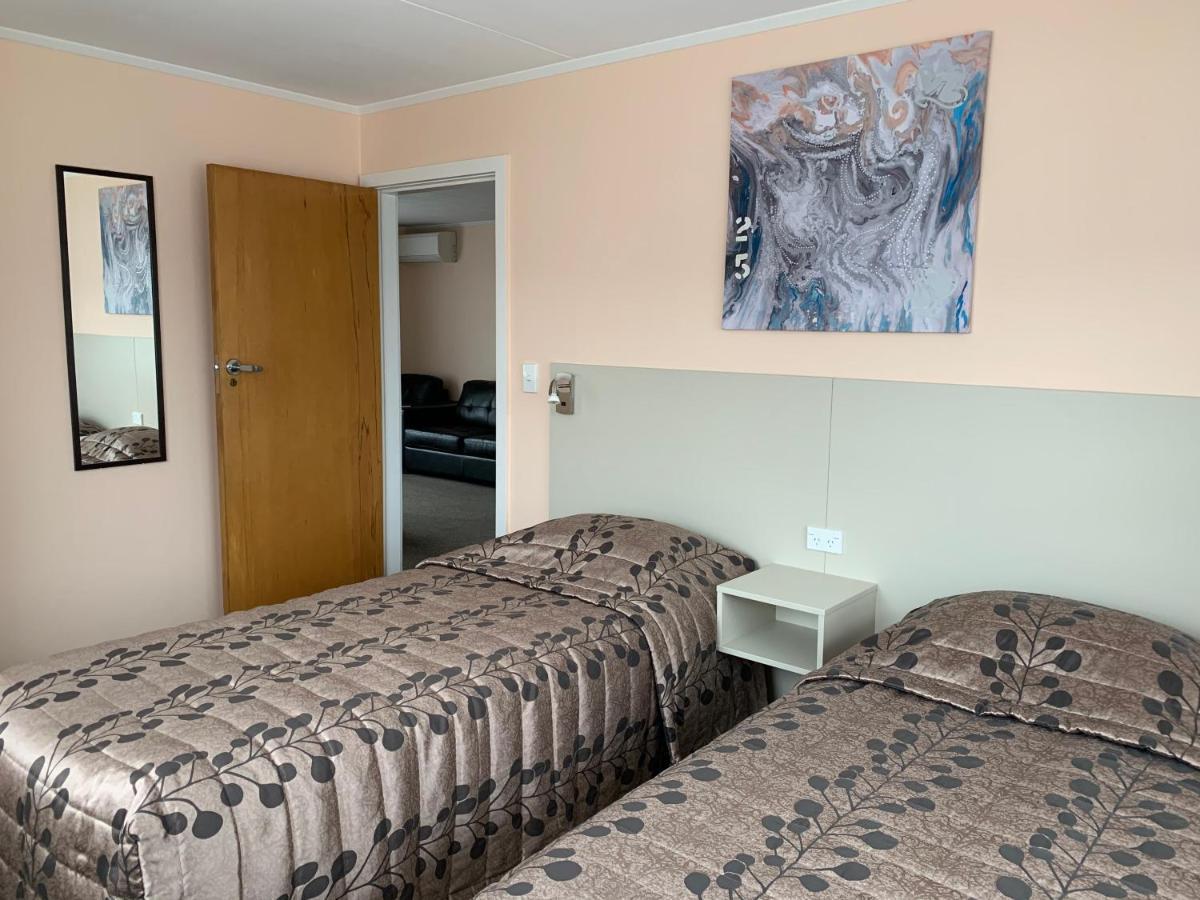 Kingswood Motel Waimate Esterno foto